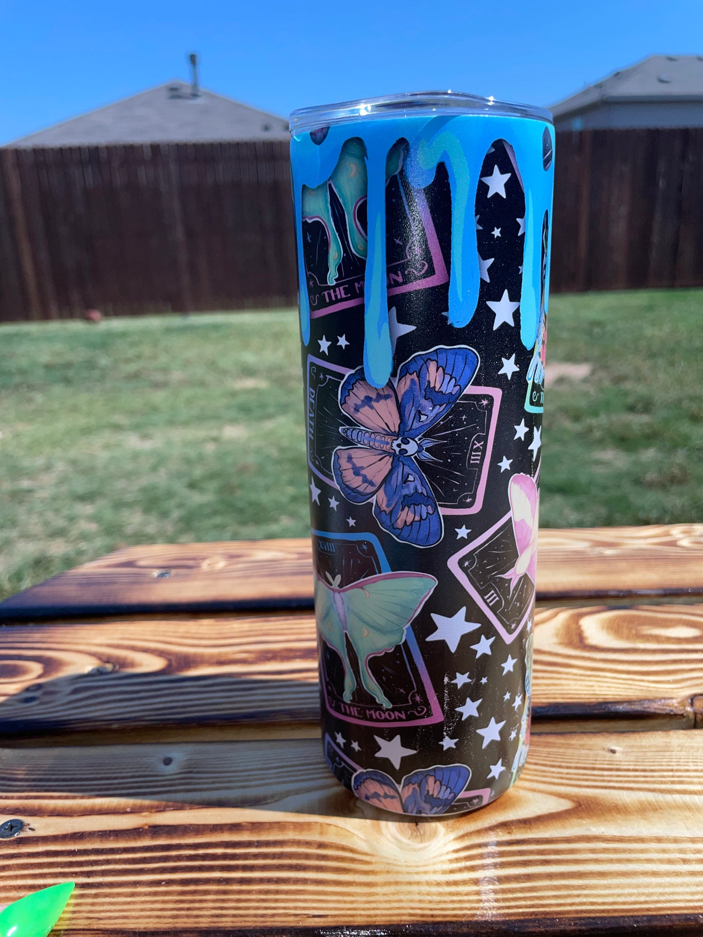 Glow in the dark tumbler